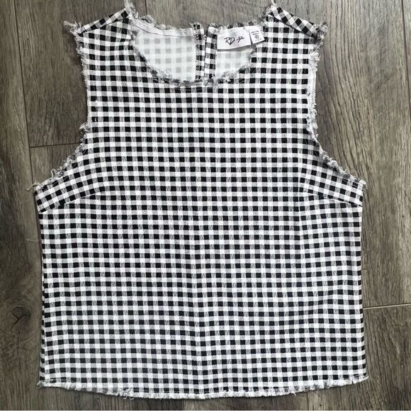 RD Style Black and White Gingham Raw Edge Sleeveless Top Size Small NWOT - Picture 3 of 8